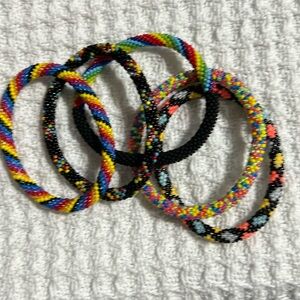 5  Sashka Co handcrafted glass bead bracelet lot. Blacks. Approx 8”. Roll on.